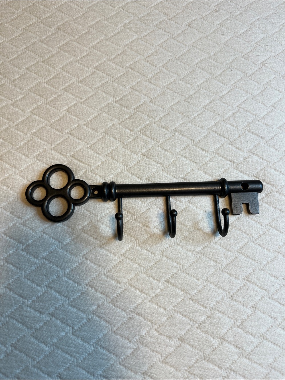 Antique key shaped metal Key Hook Rack - 3 Hook Wall Organizer